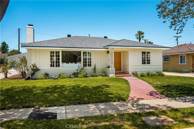 1147 W 10th, Santa Ana, CA 92703