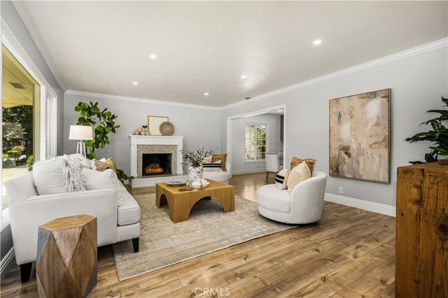 1147 W 10th, Santa Ana, CA 92703