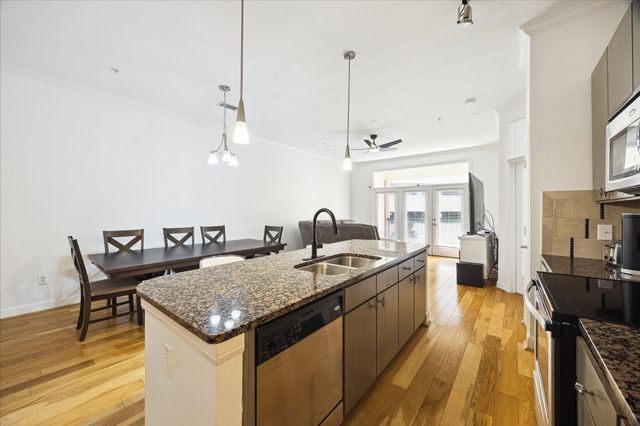 300 St Joseph Parkway 203, Houston, TX 77002