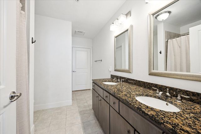 300 St Joseph Parkway 203, Houston, TX 77002