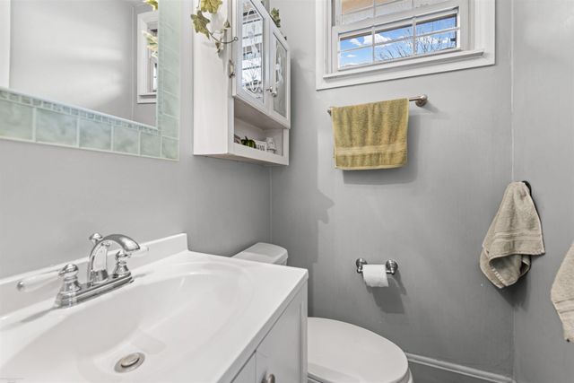 25312 Saint Christopher St Street, Harrison Twp, MI 48045