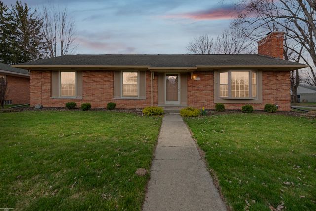 25312 Saint Christopher St Street, Harrison Twp, MI 48045