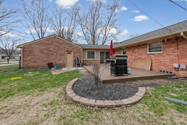 25312 Saint Christopher St Street, Harrison Twp, MI 48045