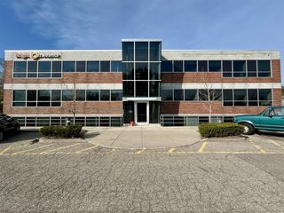 26075 Woodward Ave Avenue, Huntington Woods, MI 48070