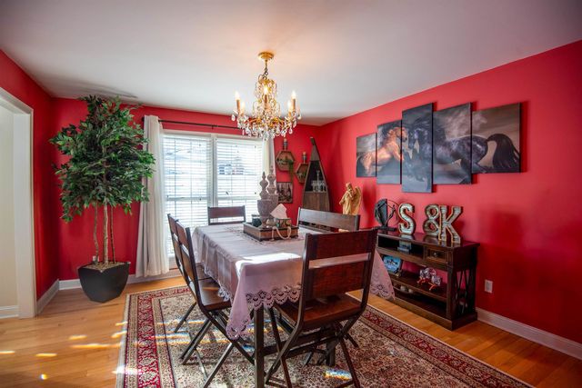 17 Briar Oaks Drive, Huntington, WV 25704