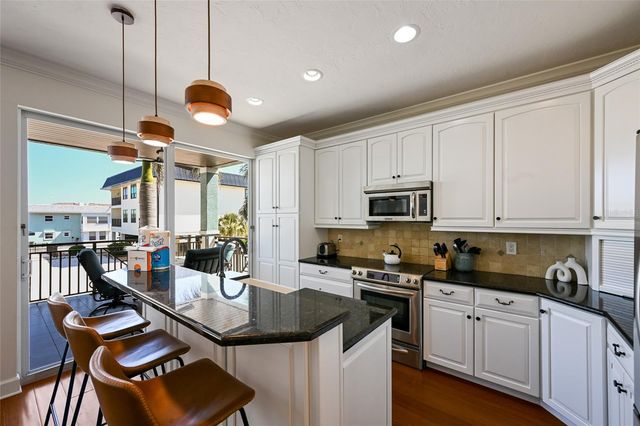 109 6TH STREET N A & B, Bradenton Beach, FL 34217