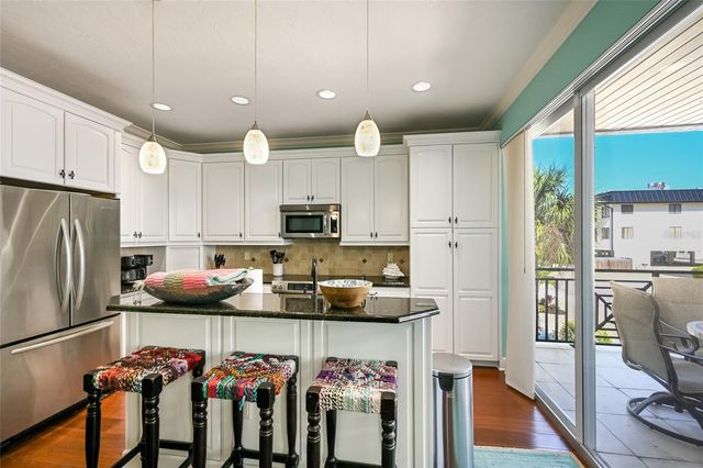109 6TH STREET N A & B, Bradenton Beach, FL 34217