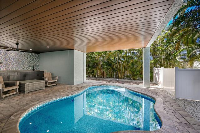 109 6TH STREET N A & B, Bradenton Beach, FL 34217