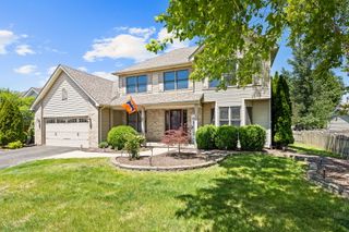 452 Windsor Drive, Oswego, IL 60543