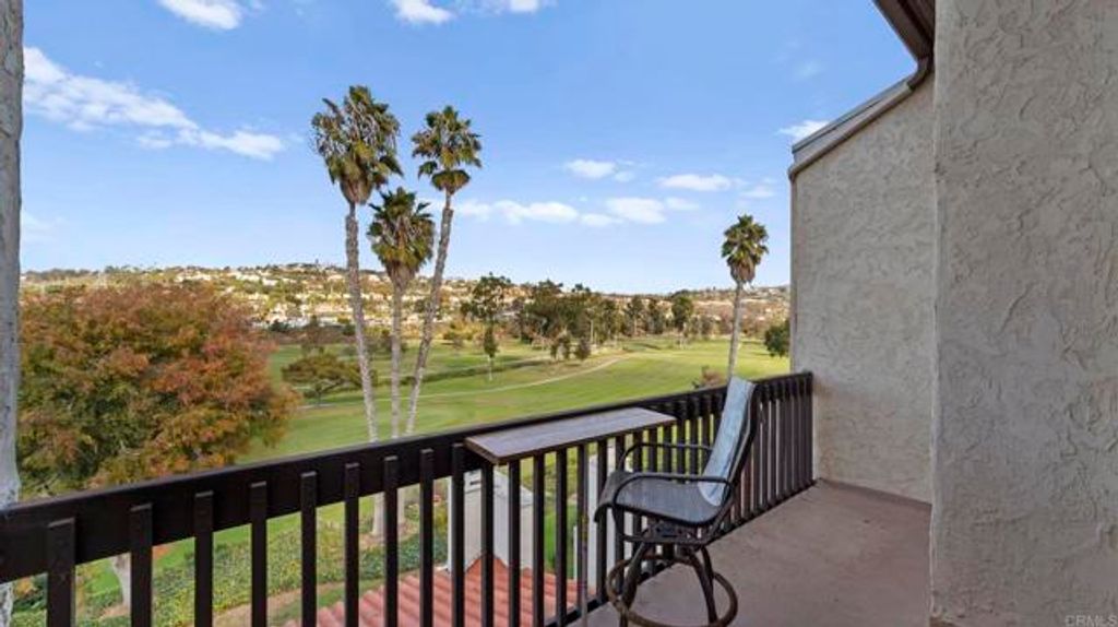 2508 Navarra Drive 424, Carlsbad, CA 92009