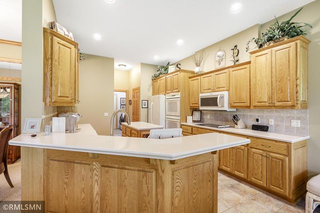 13233 Downey Trail, Apple Valley, MN 55124