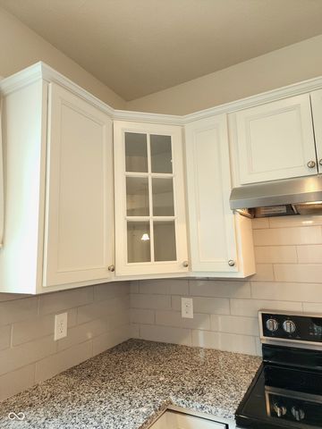 4880 Dahlia Drive, Plainfield, IN 46168