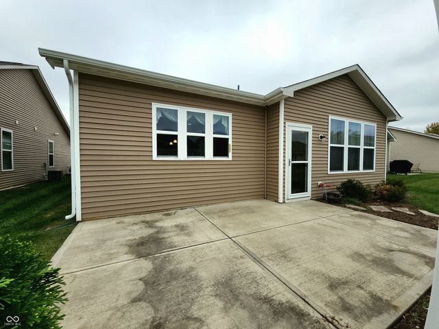 4880 Dahlia Drive, Plainfield, IN 46168