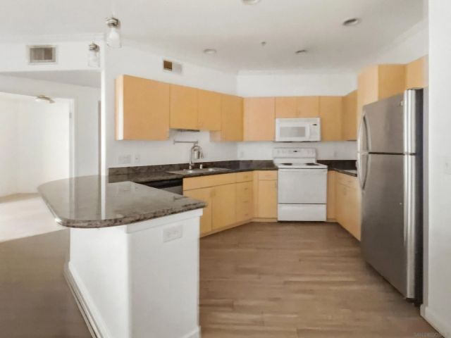 1501 Front St 340, San Diego, CA 92101