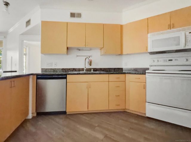 1501 Front St 340, San Diego, CA 92101