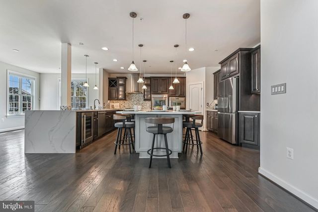 3419 POCAHONTAS DR, Edgewater, MD 21037