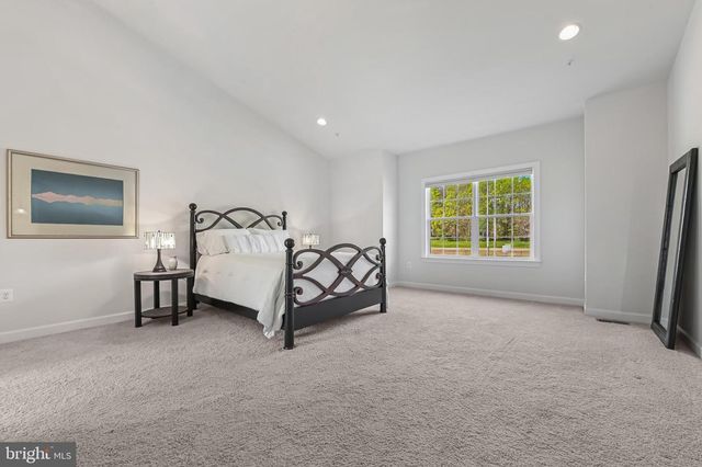 3419 POCAHONTAS DR, Edgewater, MD 21037