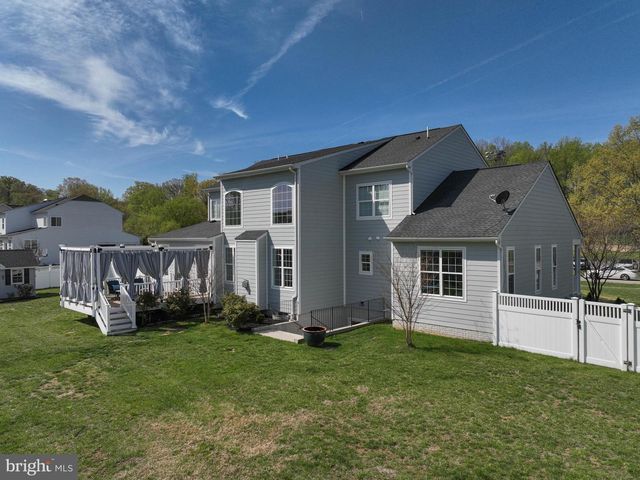 3419 POCAHONTAS DR, Edgewater, MD 21037