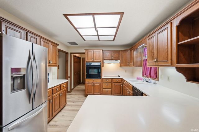 11116 Pine Orchard Cove, Fort Wayne, IN 46845