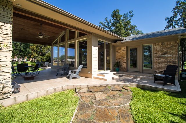 516 Arrowwood Beach Road, Trinidad, TX 75163