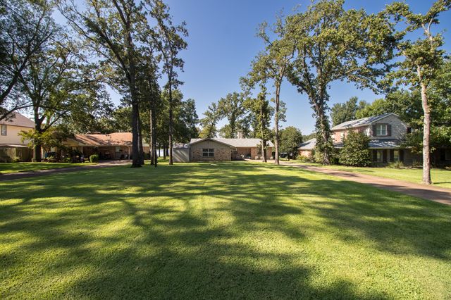 516 Arrowwood Beach Road, Trinidad, TX 75163