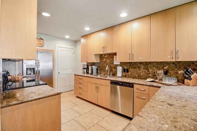 516 Arrowwood Beach Road, Trinidad, TX 75163