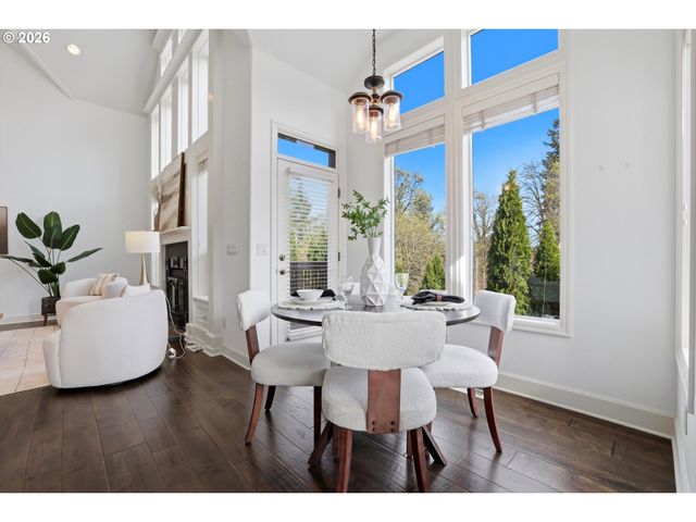 1873 N TEAKWOOD St, Canby, OR 97013