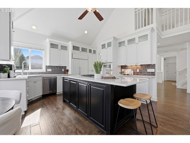 1873 N TEAKWOOD St, Canby, OR 97013