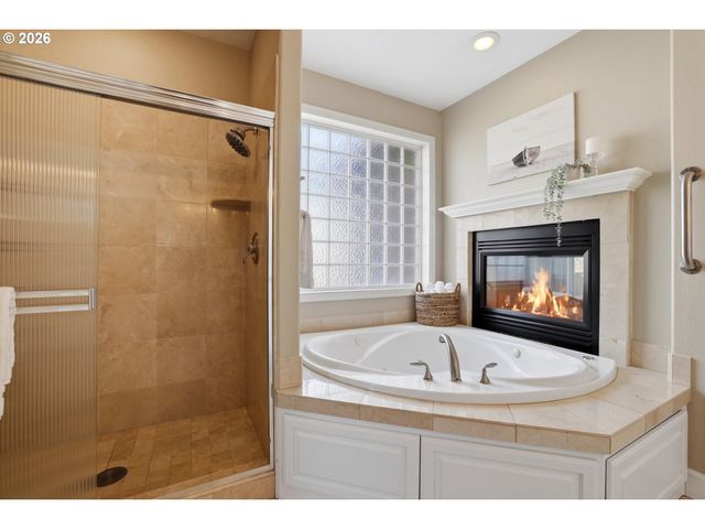 1873 N TEAKWOOD St, Canby, OR 97013