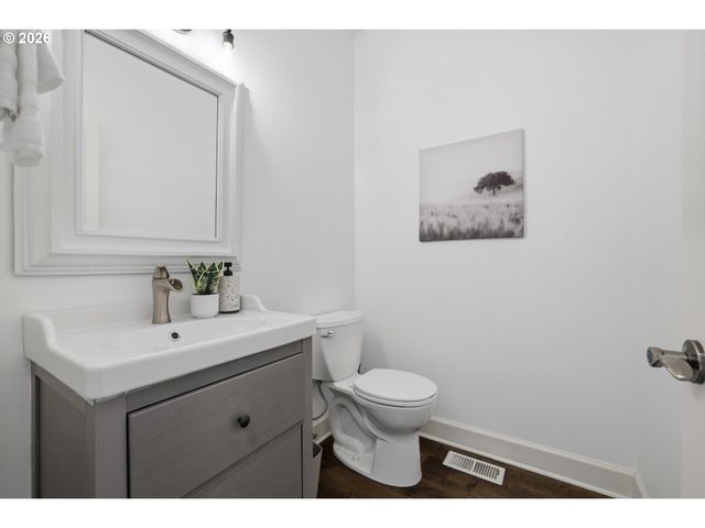 1873 N TEAKWOOD St, Canby, OR 97013