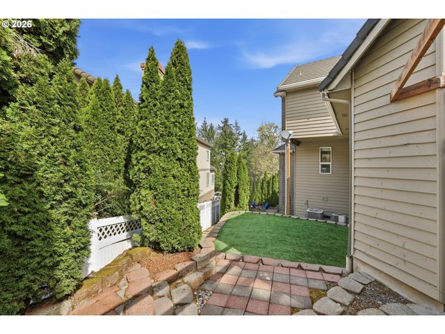 1873 N TEAKWOOD St, Canby, OR 97013