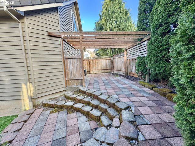 1873 N TEAKWOOD St, Canby, OR 97013