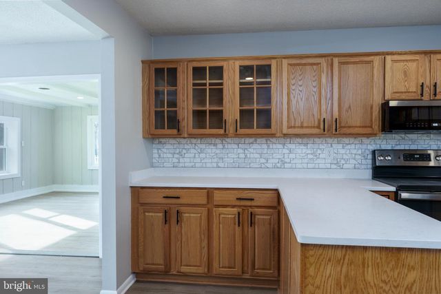 52 GOLDEN MAPLE LN, Maurertown, VA 22644