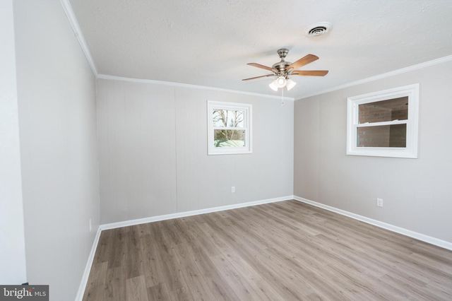 52 GOLDEN MAPLE LN, Maurertown, VA 22644