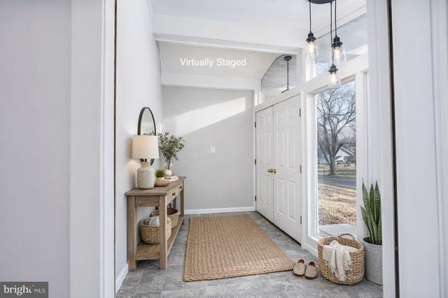 52 GOLDEN MAPLE LN, Maurertown, VA 22644