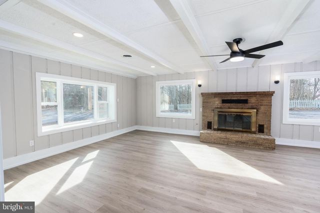 52 GOLDEN MAPLE LN, Maurertown, VA 22644