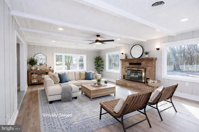 52 GOLDEN MAPLE LN, Maurertown, VA 22644