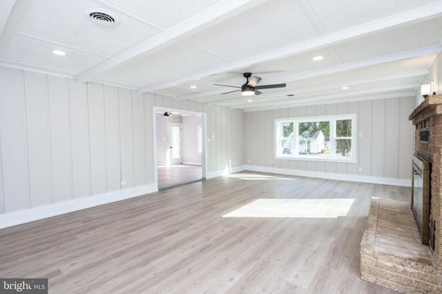 52 GOLDEN MAPLE LN, Maurertown, VA 22644