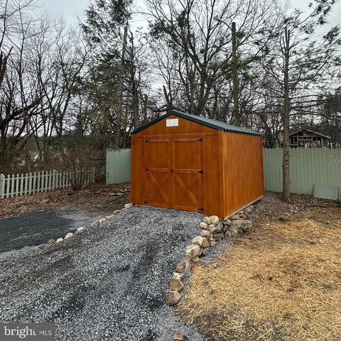 52 GOLDEN MAPLE LN, Maurertown, VA 22644