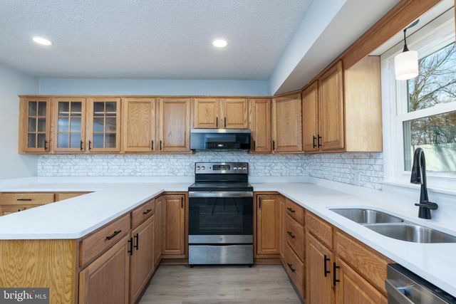 52 GOLDEN MAPLE LN, Maurertown, VA 22644