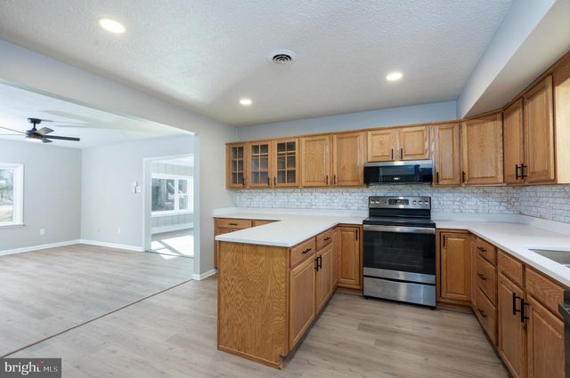 52 GOLDEN MAPLE LN, Maurertown, VA 22644