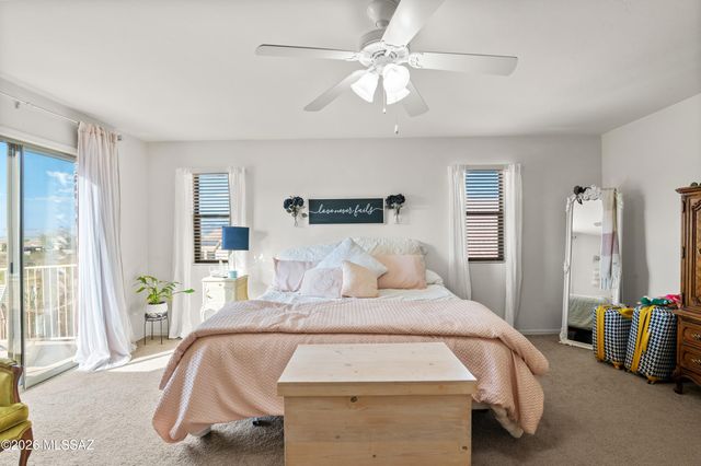 7975 N Higgins Feather Drive, Tucson, AZ 85743