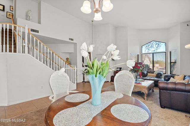 7975 N Higgins Feather Drive, Tucson, AZ 85743