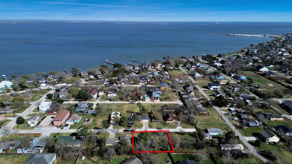 3122 & 3124 Carlisle Street, La Porte, TX 77571