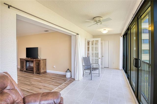 7402 Lake Breeze DR 306, Fort Myers, FL 33907