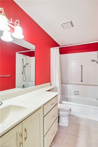 7402 Lake Breeze DR 306, Fort Myers, FL 33907