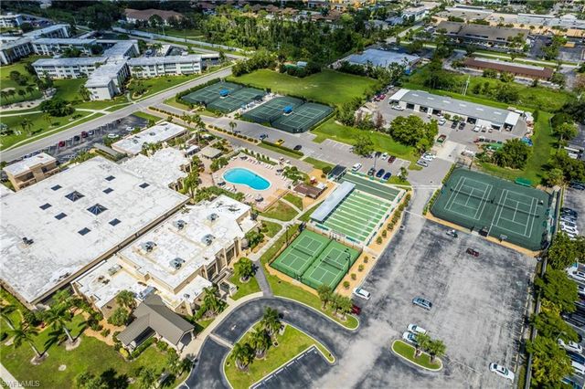 7402 Lake Breeze DR 306, Fort Myers, FL 33907