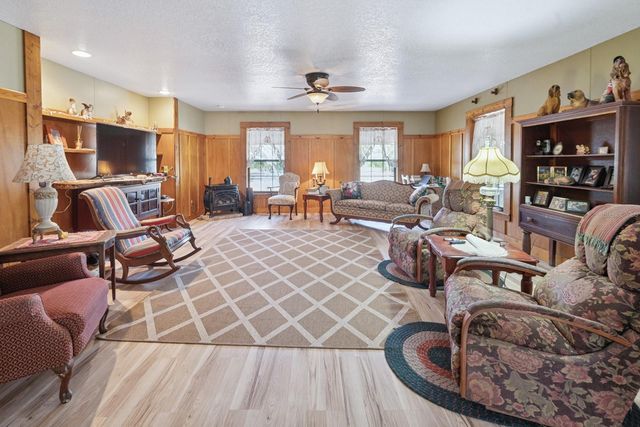 6247 NW 35TH STREET, Bell, FL 32619