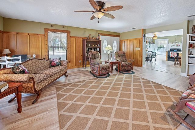 6247 NW 35TH STREET, Bell, FL 32619