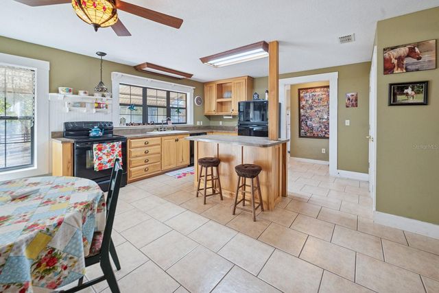 6247 NW 35TH STREET, Bell, FL 32619